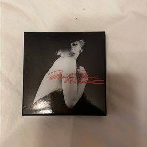 MAC Marilyn Monroe Beauty powder